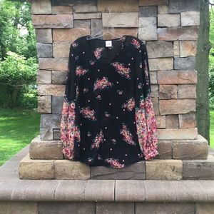 Cabi Blooming blouse